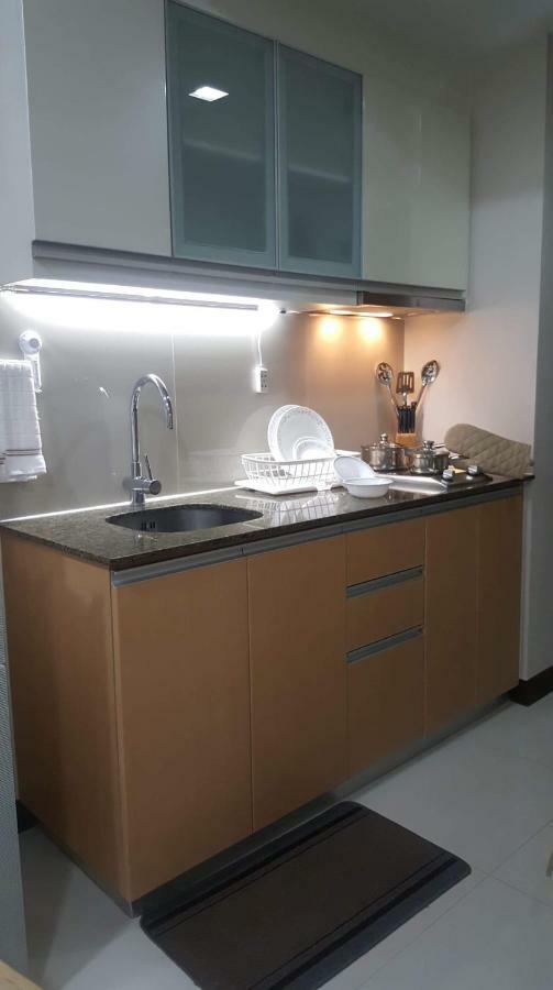 Apartamento 101 Newport Boulevard C1 Manila Exterior foto